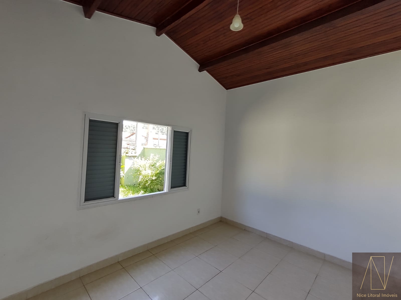 Casa à venda com 3 quartos, 106m² - Foto 25