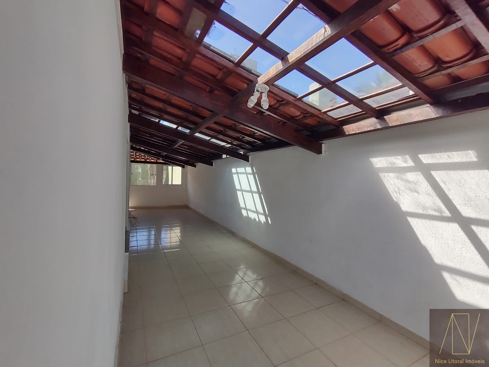 Casa à venda com 3 quartos, 106m² - Foto 7