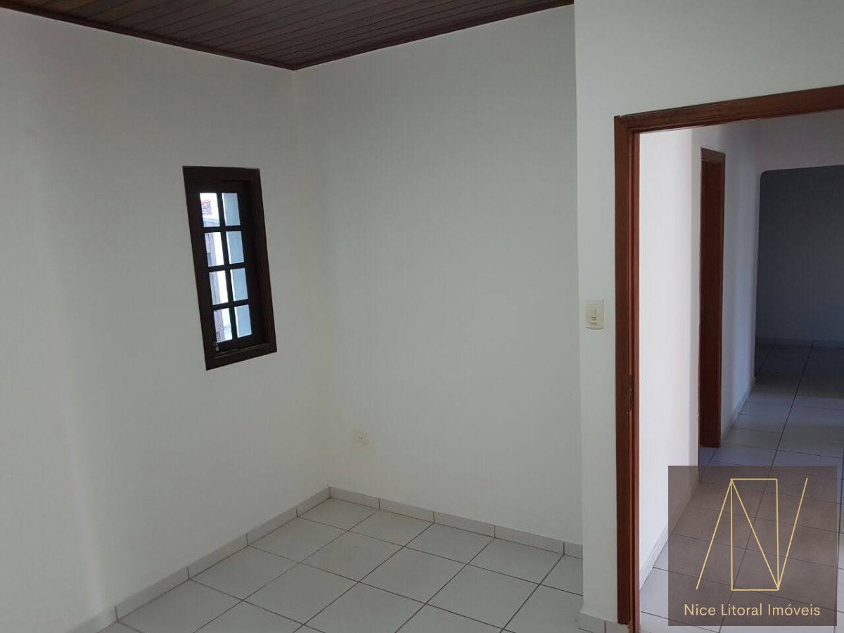 Casa à venda com 3 quartos, 103m² - Foto 14