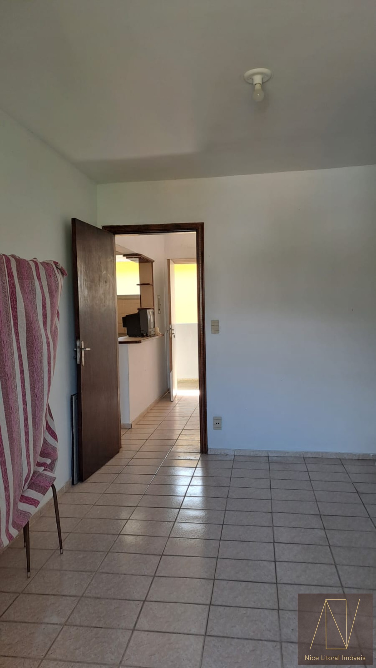 Apartamento à venda com 1 quarto, 49m² - Foto 5