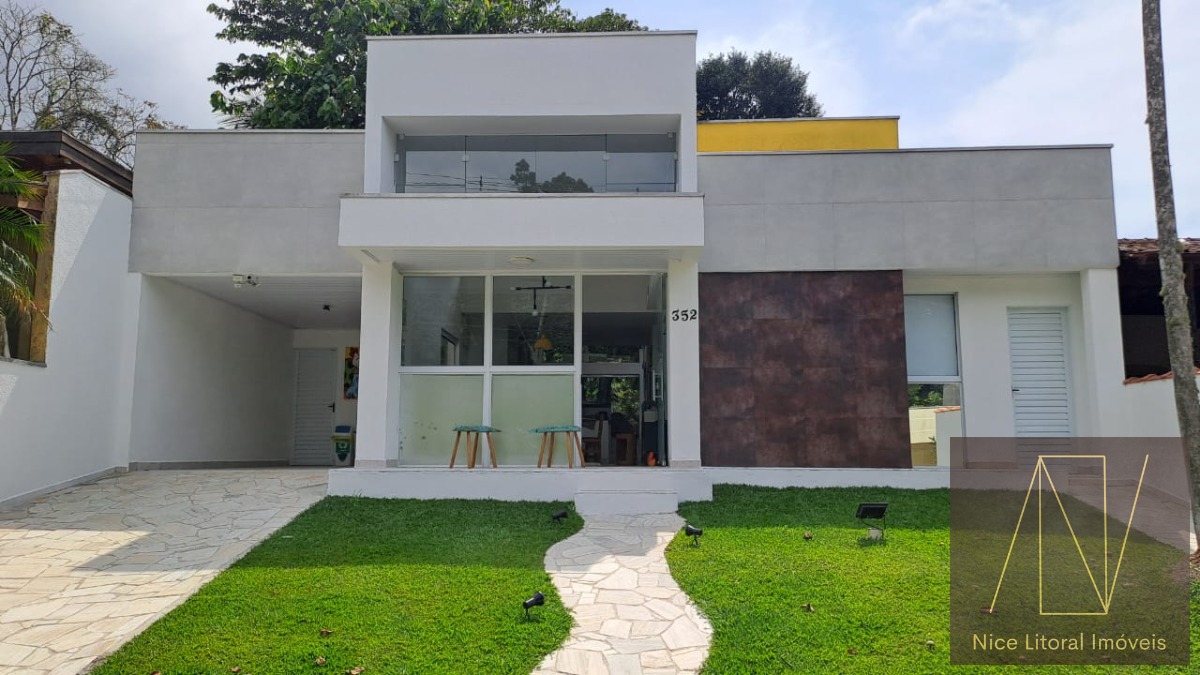 Casa à venda e temporada com 3 quartos, 170m² - Foto 1